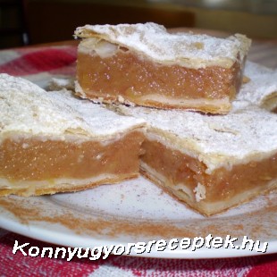 ALMÁS KRÉMES LEVELES TÉSZTÁBÓL