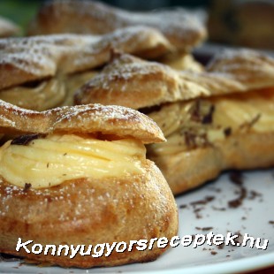 Fánk vaníliakrémmel töltve