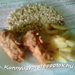 Göngyölt hús tarhonyával és almakompóttal Göngyölt hús tarhonyával és almakompóttal