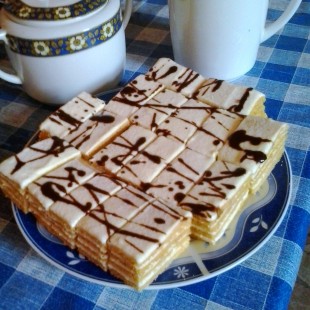 Abbahagyhatatlan paradicsomos süti