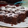 Csokoládés-meggyes brownie